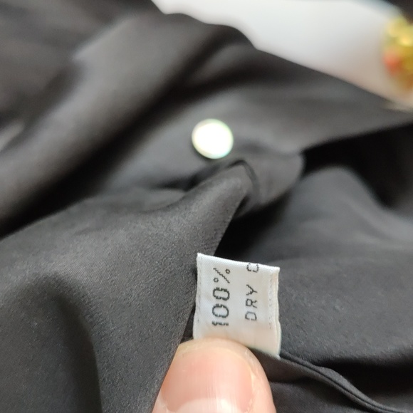 Women's Elegant 100% silk Stand Collar Blouse with detachable ruffle tie - Picture 6 of 8